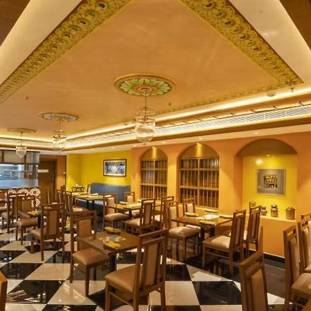 Hotel Aadithya Chennai Bagian luar foto