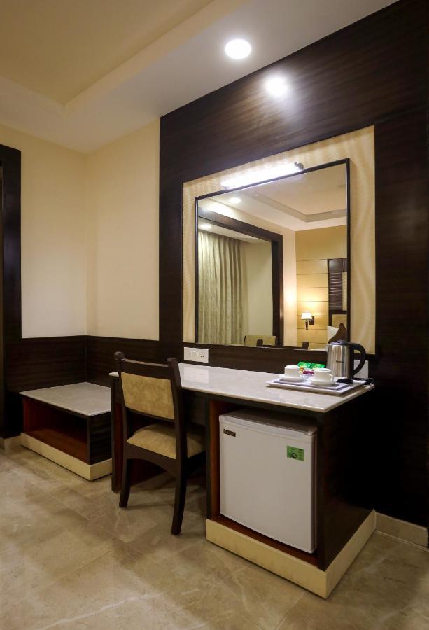 Hotel Aadithya Chennai Bagian luar foto
