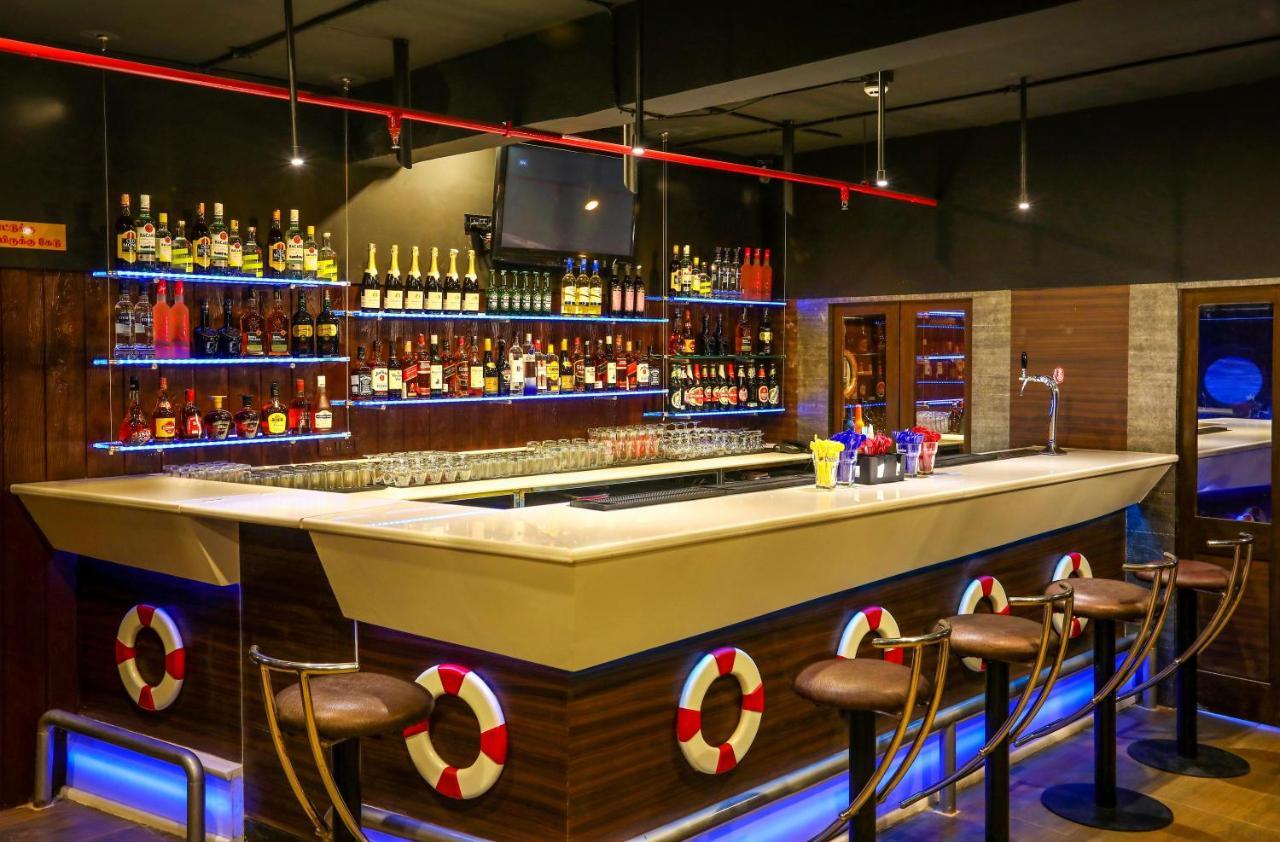 Hotel Aadithya Chennai Bagian luar foto